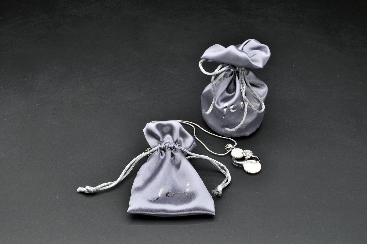 Pouches and Give Aways 