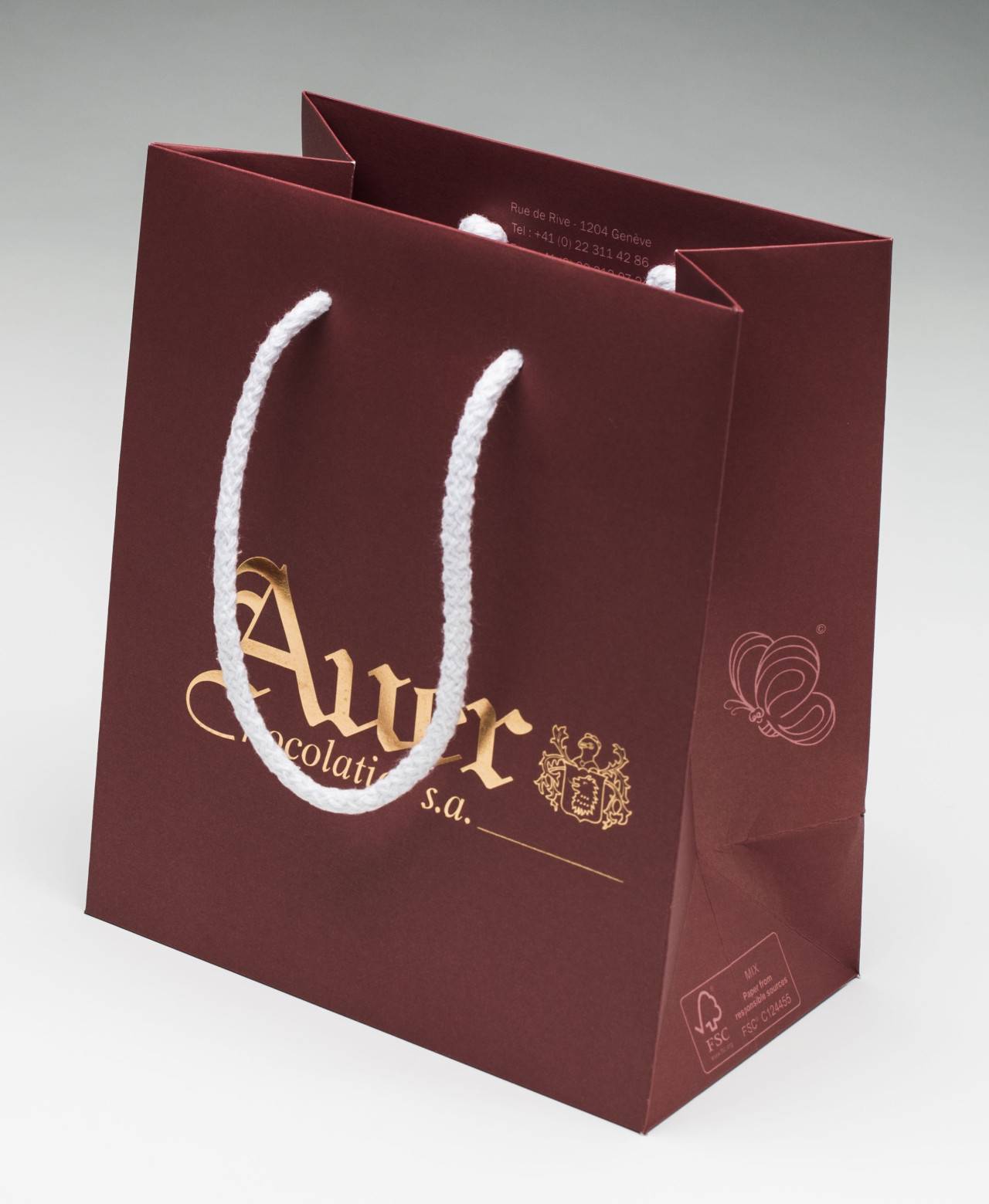 Papiertasche mit Logo