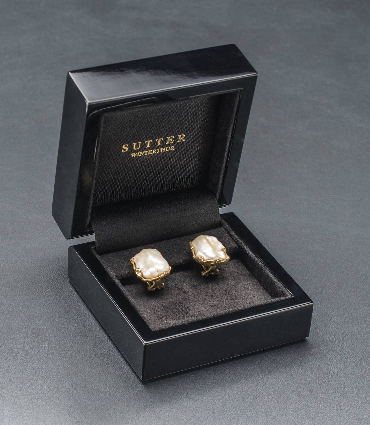 Black Lack Box - elegant and modern shine 