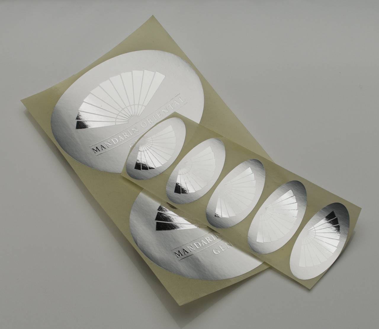 imprimer étiquette adhesive