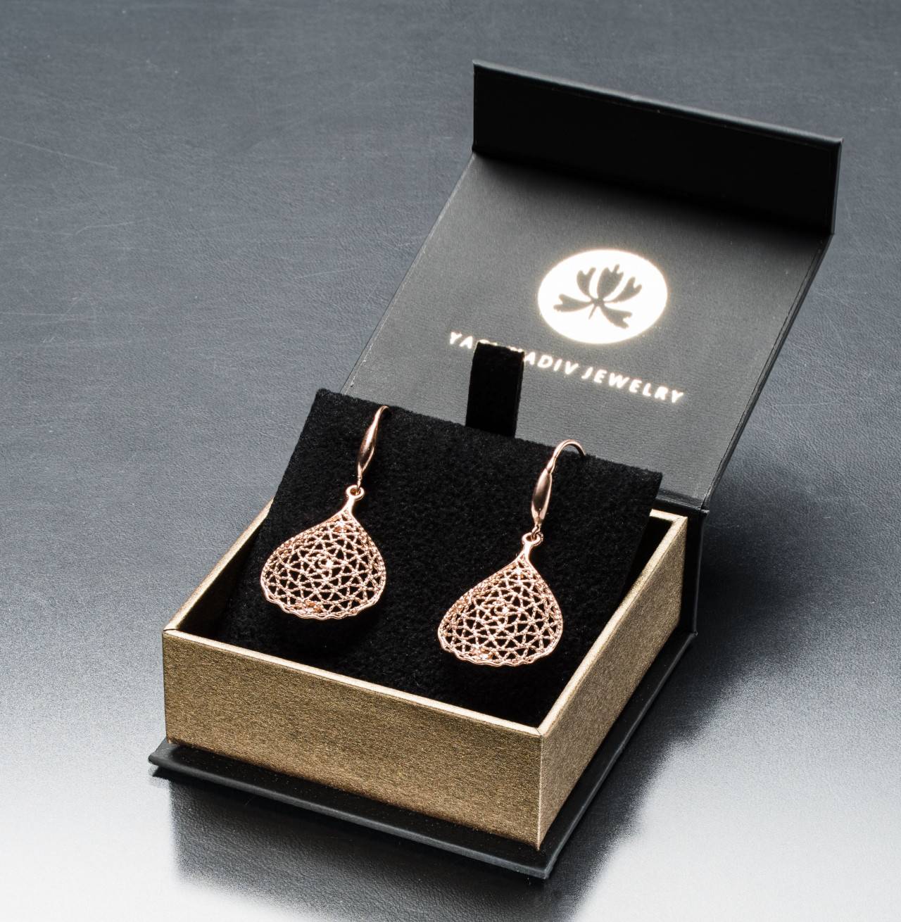 écrin à bijoux avec logo