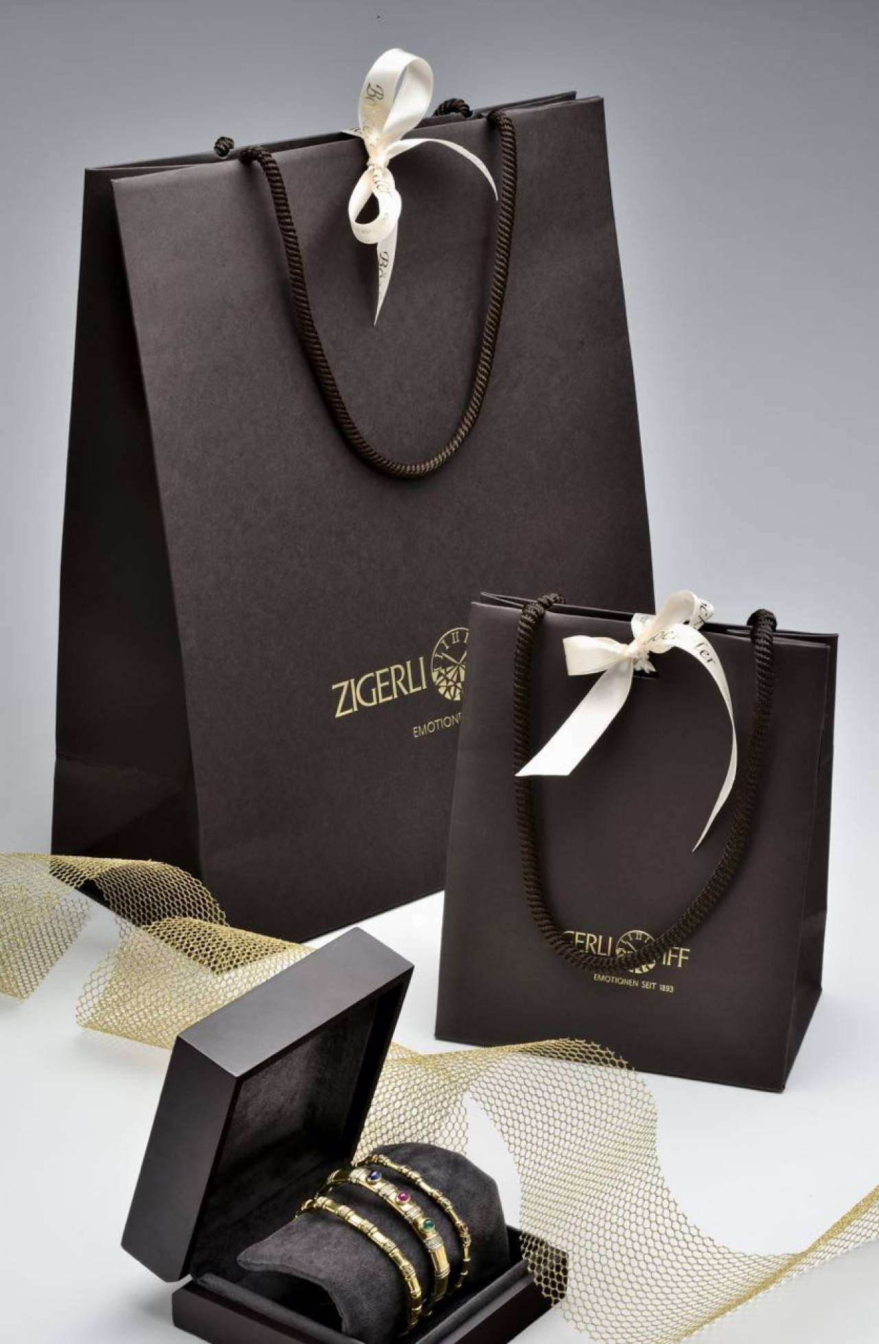 Geschenktasche mit Schleife