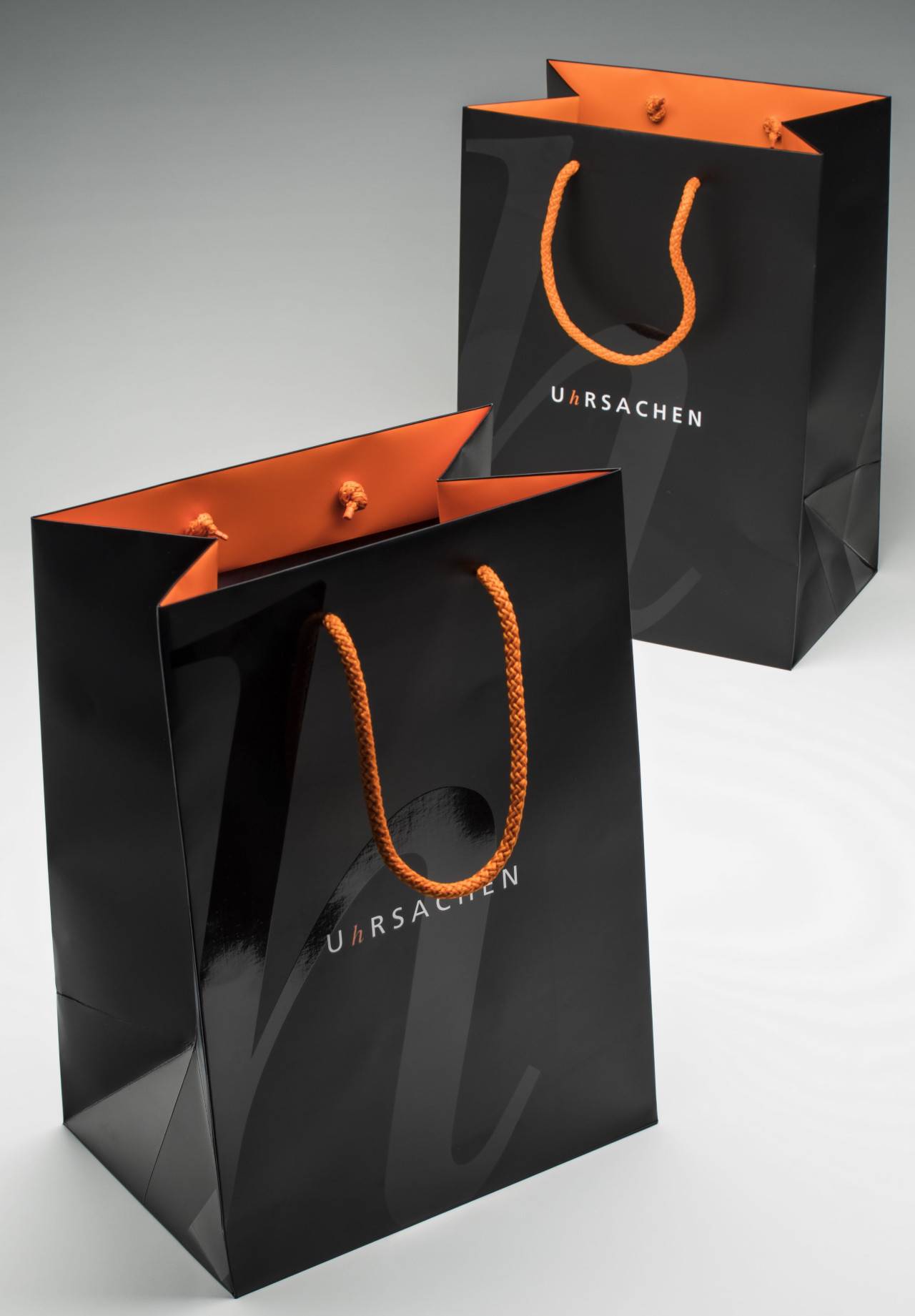 Papiertasche mit UV Lack