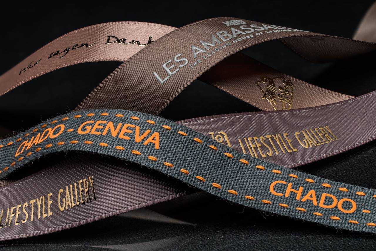 Ribbon with logo
