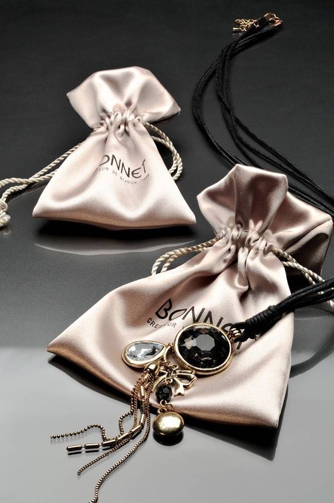 sachet en tissu haute de gamme