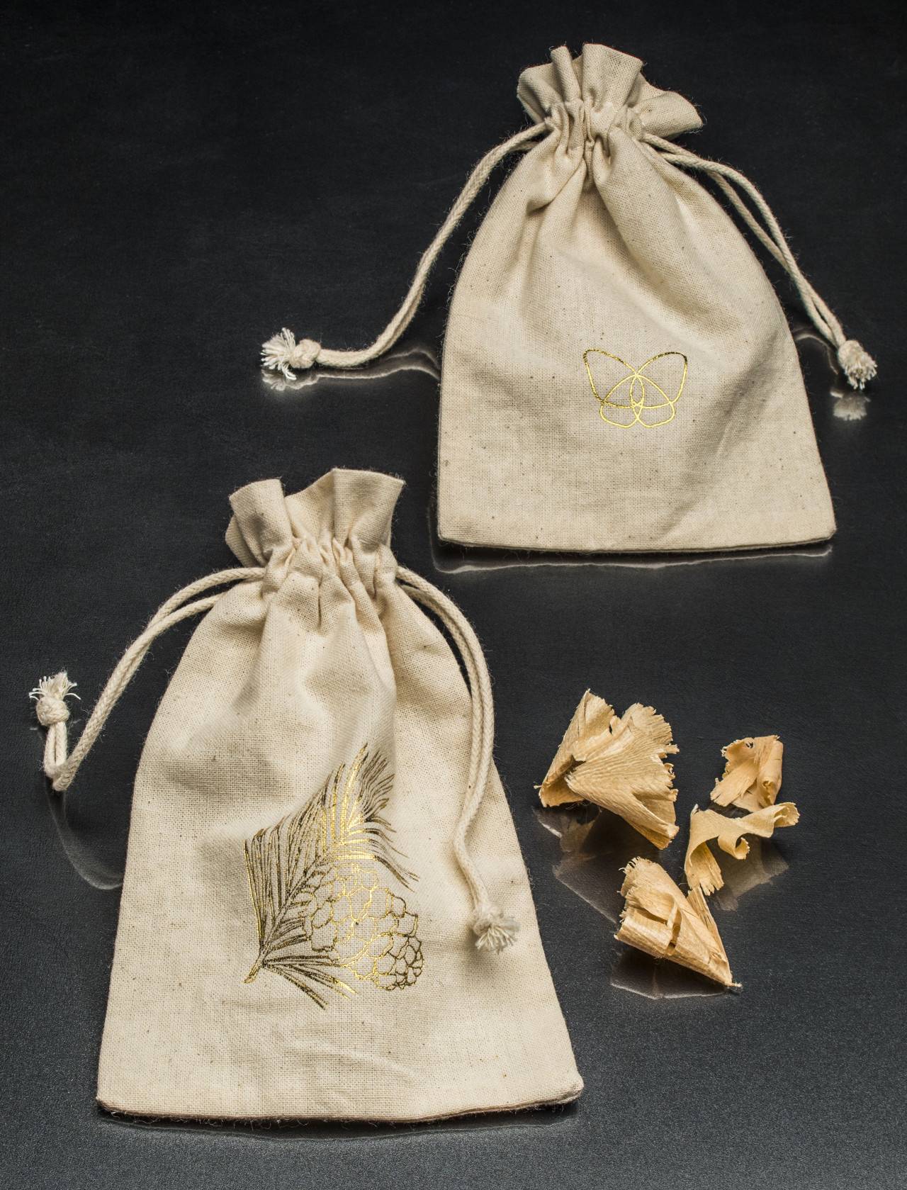 Custom-made cloth bags