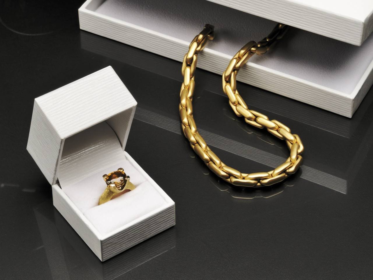 New Sky – edel für stilvolle Schmuck-Präsentationen