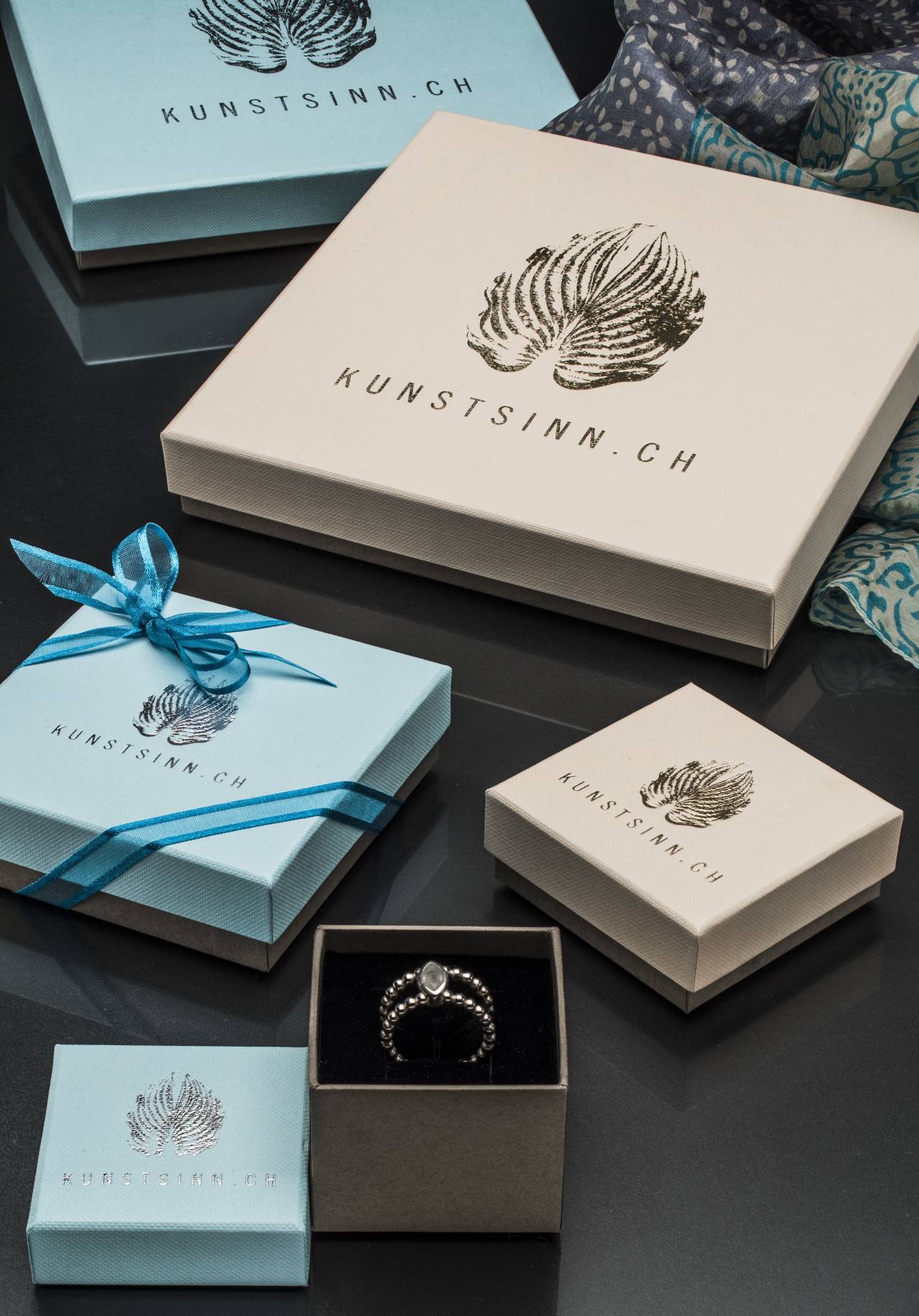 Geschenkverpackung mit Logodruck